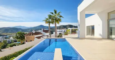 Villa 4 chambres avec parkovka parking, avec Climatiseur, avec Vue sur la mer dans Benahavis, Espagne