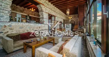 Villa 4 rooms with furniture, with air conditioning, with sea view in Alanya, Turkey
