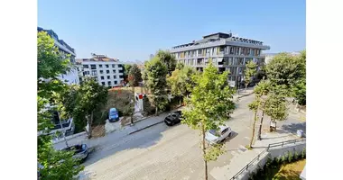 3 room apartment with balcony, with elevator, with parking in Marmara Region, Turkey