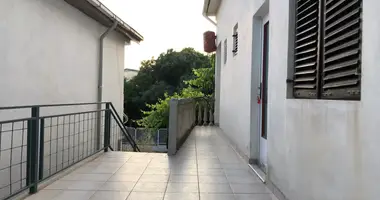 4 bedroom house in Dobra Voda, Montenegro