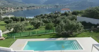 Villa 7 bedrooms with Sea view, with Swimming pool, with Mountain view in demos delphon, Greece