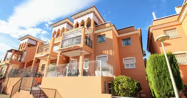Mieszkanie 4 pokoi w Orihuela, Hiszpania
