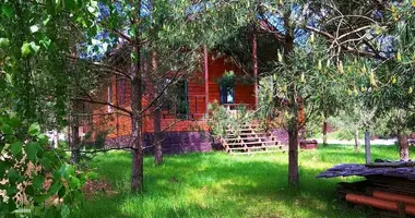 Casa 4 habitaciones en Lahojski sielski Saviet, Bielorrusia