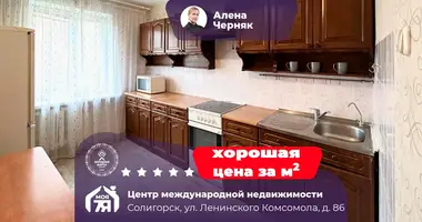 Apartamento 3 habitaciones en Saligorsk, Bielorrusia