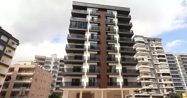 Apartamento 4 habitaciones en Elvanli, Turquía