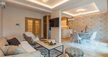 Penthouse 3 Zimmer mit Möbel, mit Klimaanlage, mit Die Küche in Przno, Montenegro