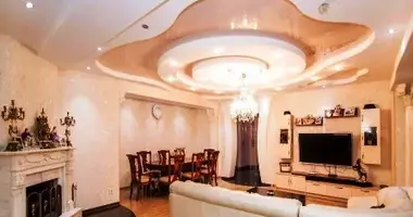 Квартира 4 комнаты с Мебель, с Парковка, с Кондиционер в Тбилиси, Грузия