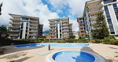 4 bedroom apartment in Çıplaklı, Turkey
