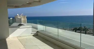 4 bedroom apartment in Larnaca, Cyprus