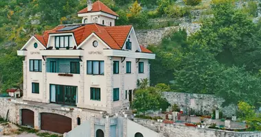 Casa 6 habitaciones en Przno, Montenegro