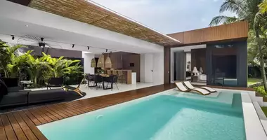 Villa 3 chambres avec Balcon, avec Meublesd, avec parkovka dans Bangkiang Sidem, Indonésie