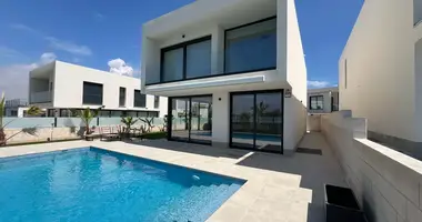 4 bedroom house in Santa Pola, Spain