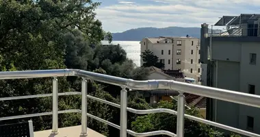 Apartamento 3 habitaciones en Rafailovici, Montenegro