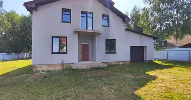 Maison dans Kalodzichtchy, Biélorussie