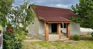 Haus in Astrasyckaharadocki sielski Saviet, Weißrussland