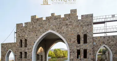 Участок земли в Агиа Варвара, Кипр