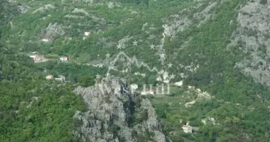 Terrain dans Virpazar, Monténégro