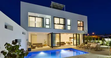 3 bedroom house in Paralimni, Cyprus