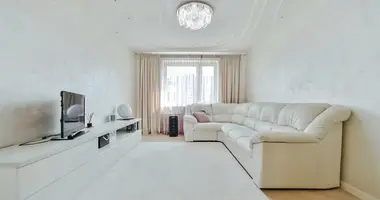 Apartamento 4 habitaciones en Minsk, Bielorrusia