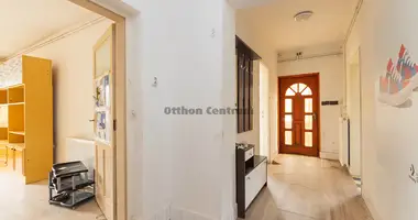 2 room house in Vac, Hungary