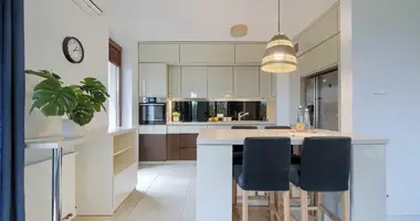 4 bedroom apartment in Warsaw, Poland