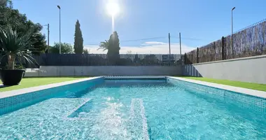 Casa 4 habitaciones en Campello, España