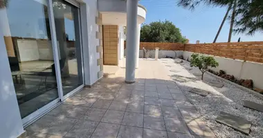 4 bedroom house in Agios Athanasios, Cyprus