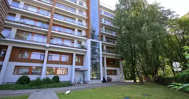 Wohnung 4 Zimmer in Riga, Lettland