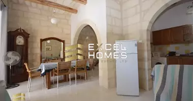 Ático 4 habitaciones en Birzebbugia, Malta