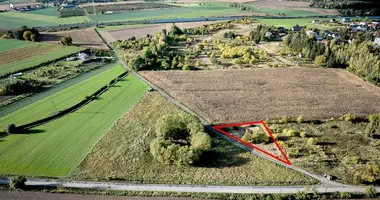 Plot of land in Kobylniki, Poland