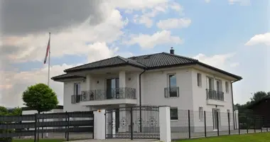 Casa 5 habitaciones en Celje, Eslovenia