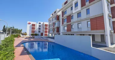 Mieszkanie 3 pokoi w Społeczność Mouttayakas, Cyprus