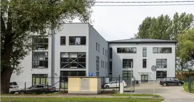 Nieruchomości komercyjne 340 m² w Ryga, Łotwa