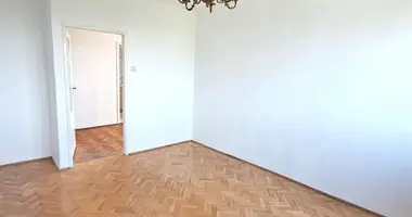 Квартира 3 комнаты в Варшава, Польша