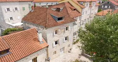 Casa 4 habitaciones en Stoliv, Montenegro