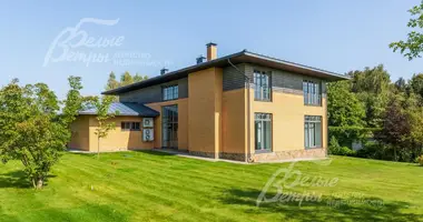 Haus 7 zimmer in Föderationskreis Zentralrussland, Russland