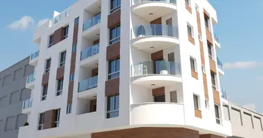 2 bedroom apartment in Torrevieja, Spain