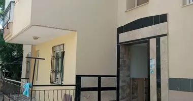 Mieszkanie 3 pokoi z parking w Alanya, Turcja