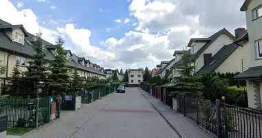 Dom 5 pokojów w Warszawa, Polska