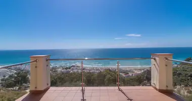 Penthouse w Manilva, Hiszpania