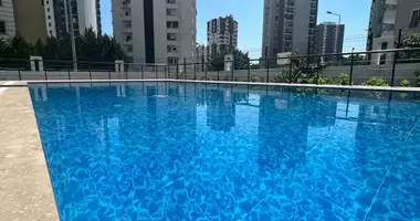 Wohnung 3 Zimmer mit Parkplatz, mit Schwimmbad, mit Sicherheitsüberwachungssystem in Erdemli, Türkei