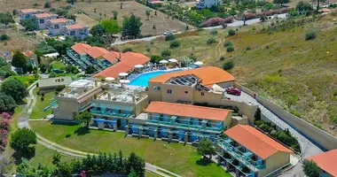 Hôtel 3 200 m² dans Pefkochori, Grèce