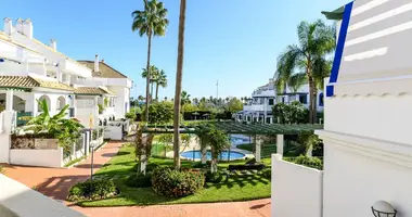 Wohnung 3 Schlafzimmer in San Pedro Alcantara, Spanien
