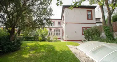 Villa 16 Zimmer in Budapest, Ungarn