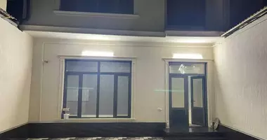 Коттедж 6 комнат с центральным отоплением, с С ремонтом в Ташкент, Узбекистан