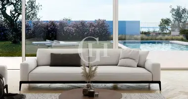 Villa 5 Zimmer mit Veranda, mit ausgestattet für behinderte in Moniga del Garda, Italien