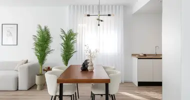 Mieszkanie 3 pokoi w Santa Pola, Hiszpania