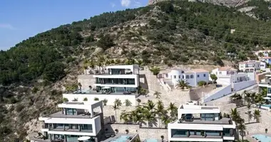 Haus 5 zimmer in Calp, Spanien