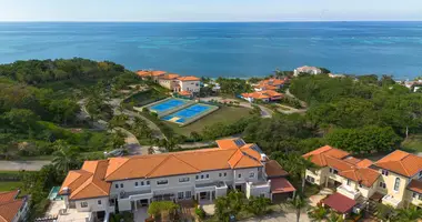 3 bedroom townthouse in Roatan, Honduras