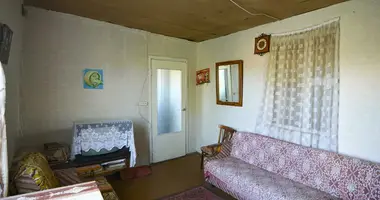 Dom w Papiarnianski siel ski Saviet, Białoruś